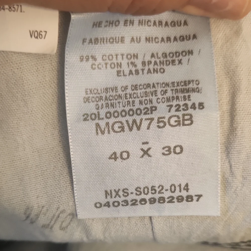 NWT Wrangler Men's Classic Medium Wash Blue Straight Fit Jeans Size 40x30